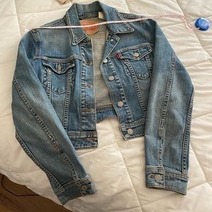 Levi’s vintage crop denim jacket